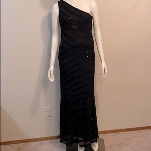 Beautiful Vintage Designer Gown